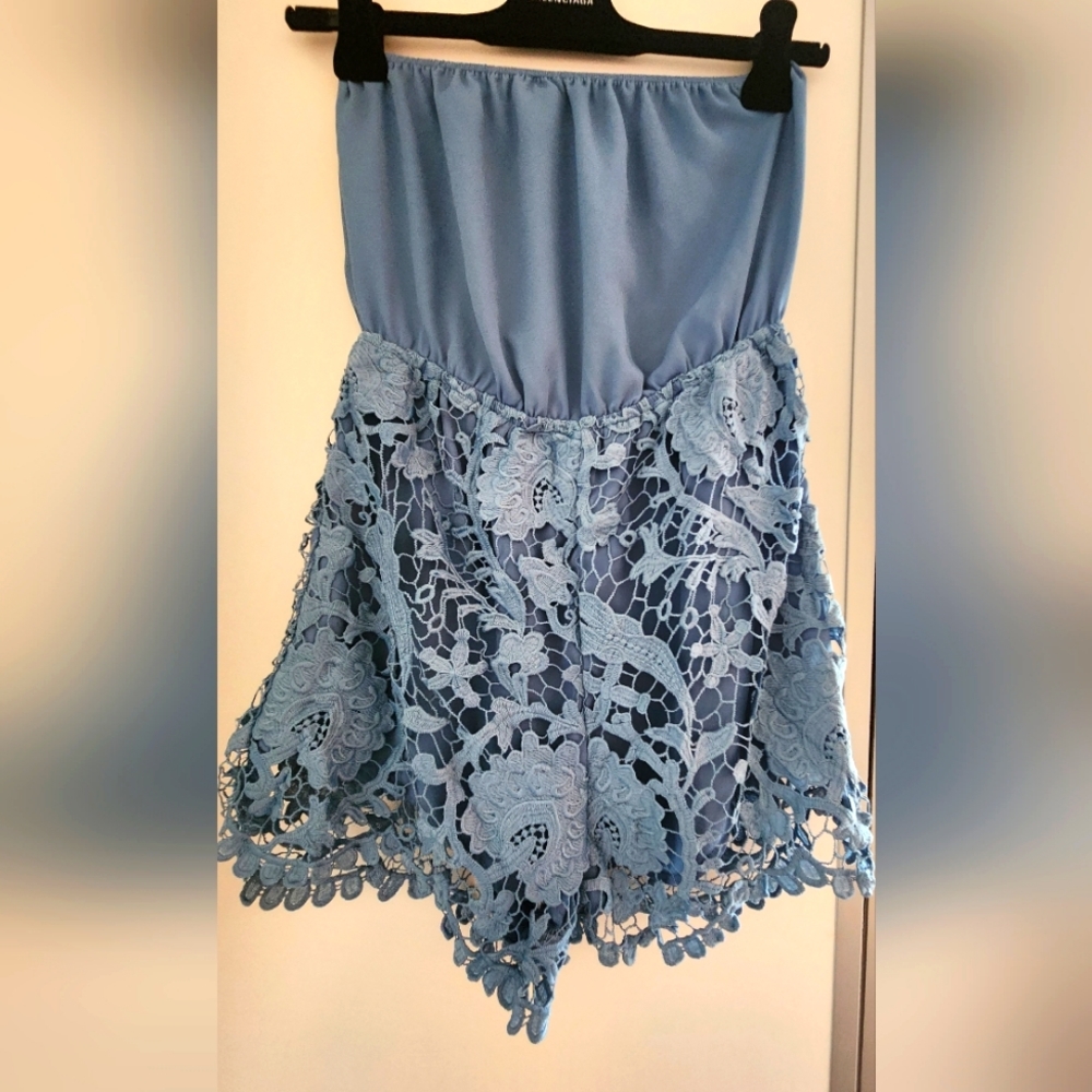 L' Atiste lace teal strapless romper 🦋